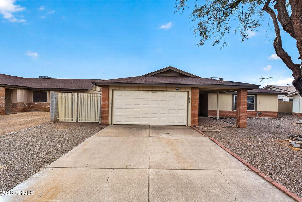 331 W Topeka Dr., Phoenix, AZ 85027