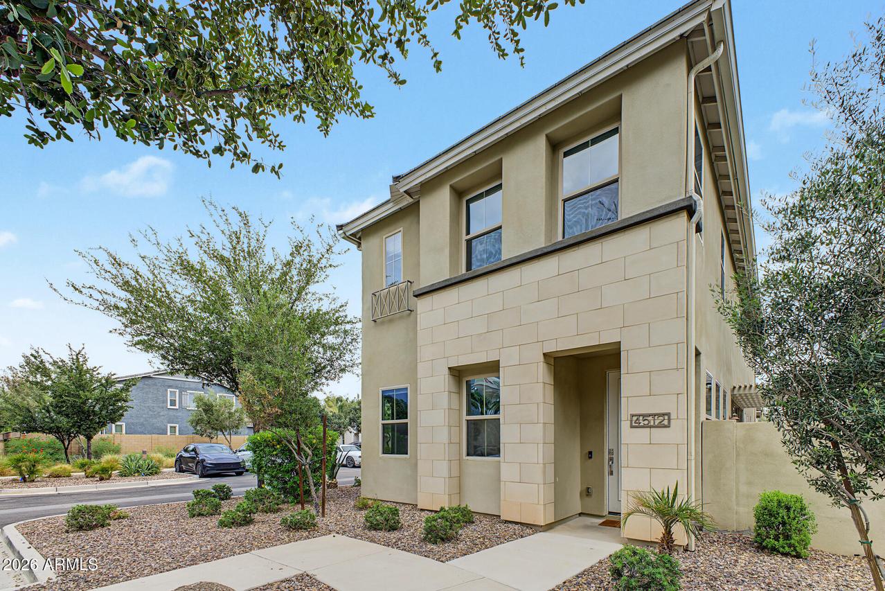 4512 S Montana Dr., Chandler, AZ 85248