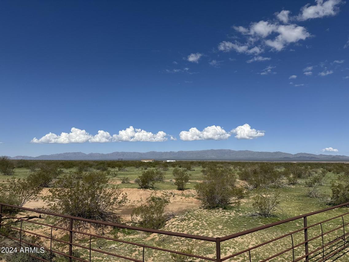 00XX N 529th Ave Parcel 3b #-, Aguila, AZ 85320