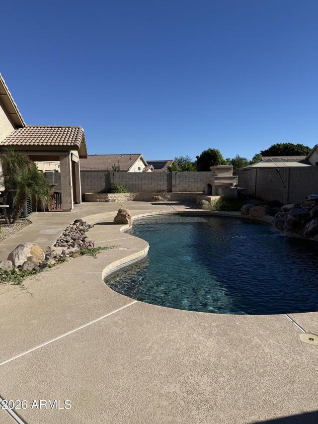 8033 W Salter Dr., Peoria, AZ 85382