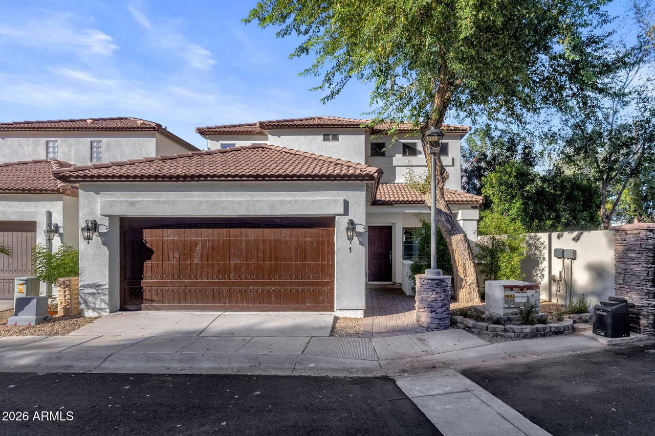 3618 N 38th St. #1, Phoenix, AZ 85018