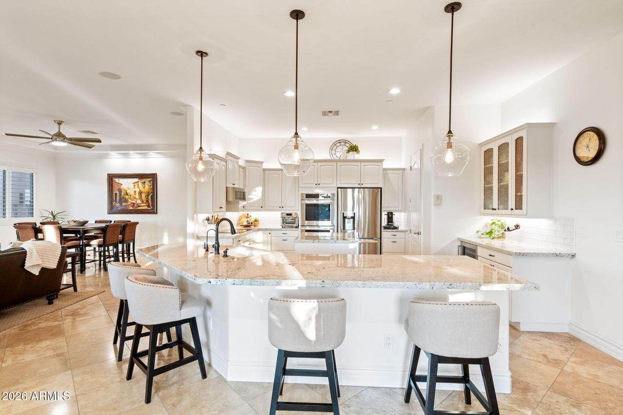 11327 W Avenida Del Rey St., Peoria, AZ 85383