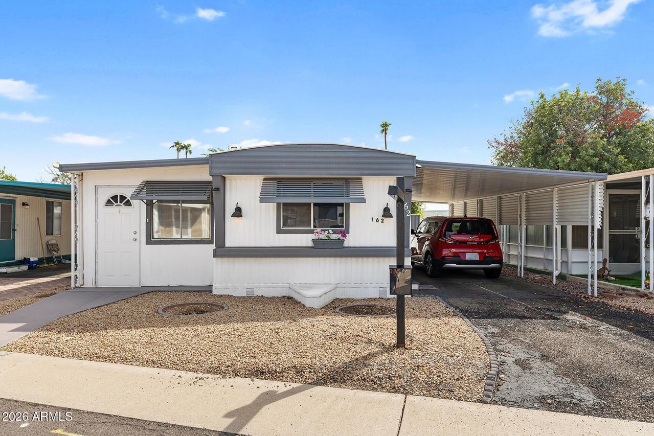 10701 N 99th Ave. #162, Peoria, AZ 85345