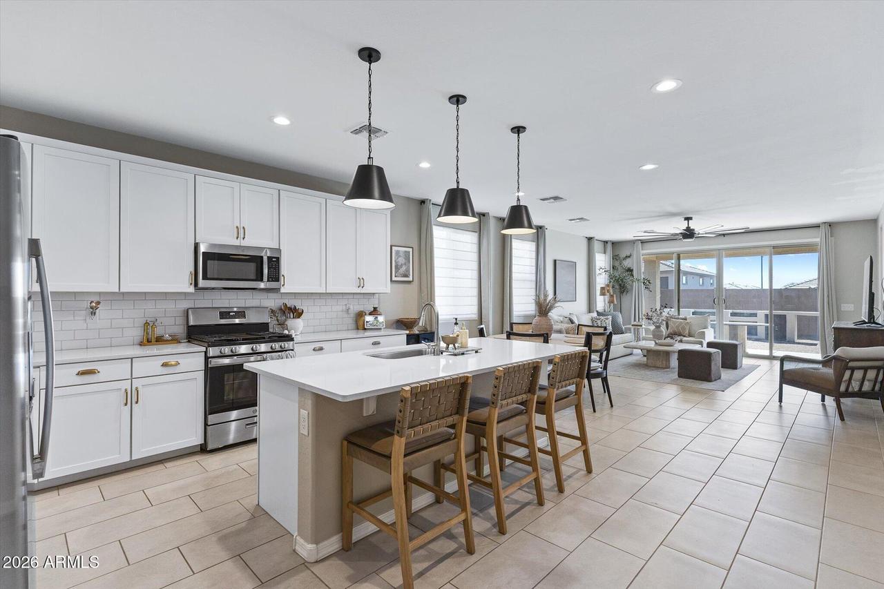18599 W El Cortez Pl., Wittmann, AZ 85361