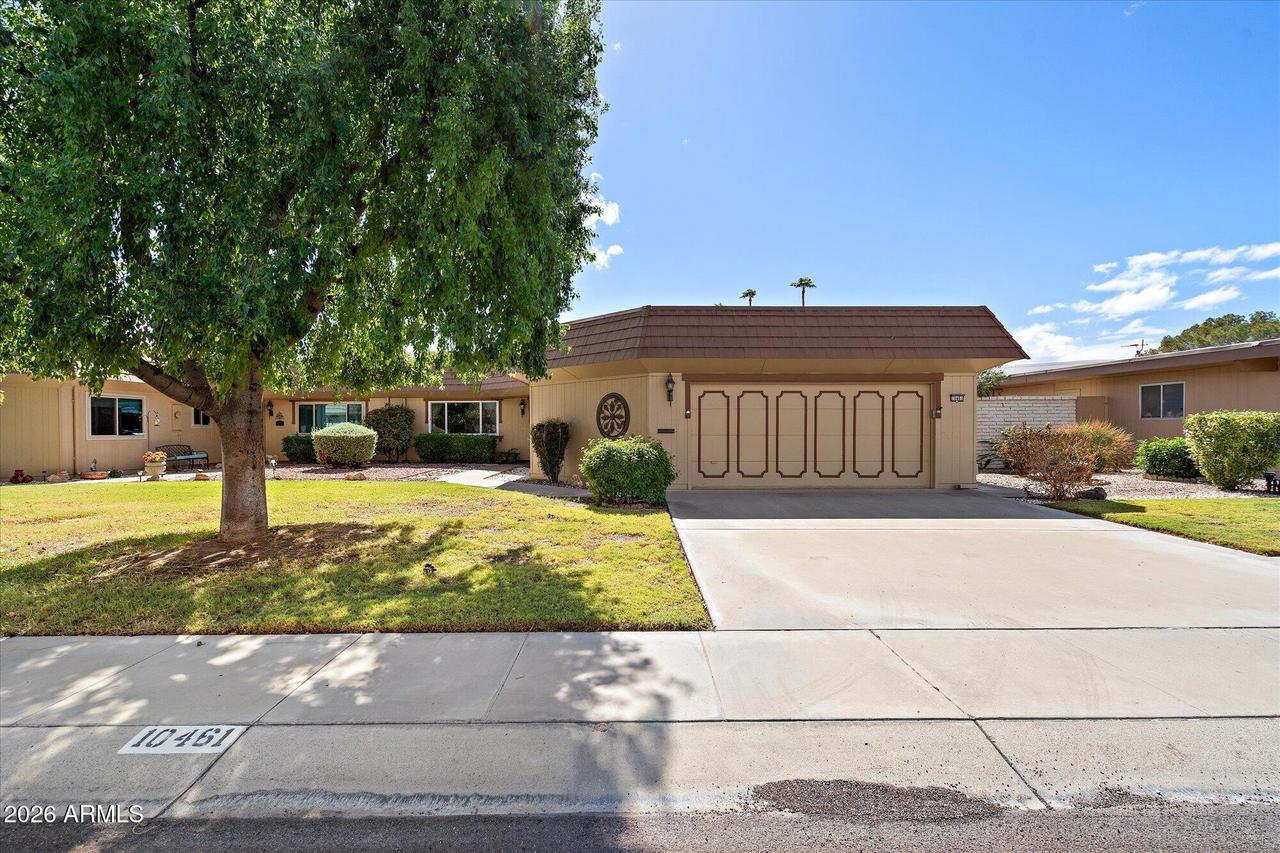 10461 W Hutton Dr., Sun City, AZ 85351