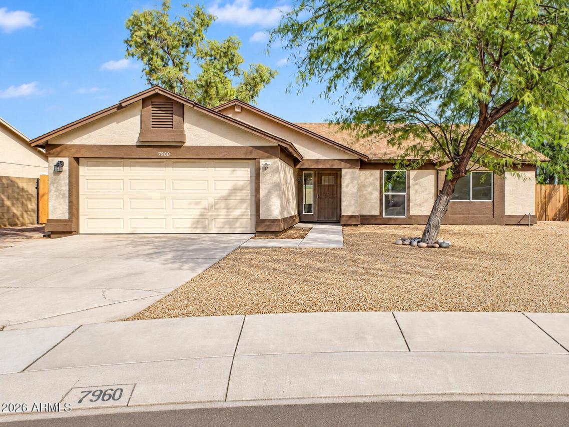 7960 W Denton Ln., Glendale, AZ 85303