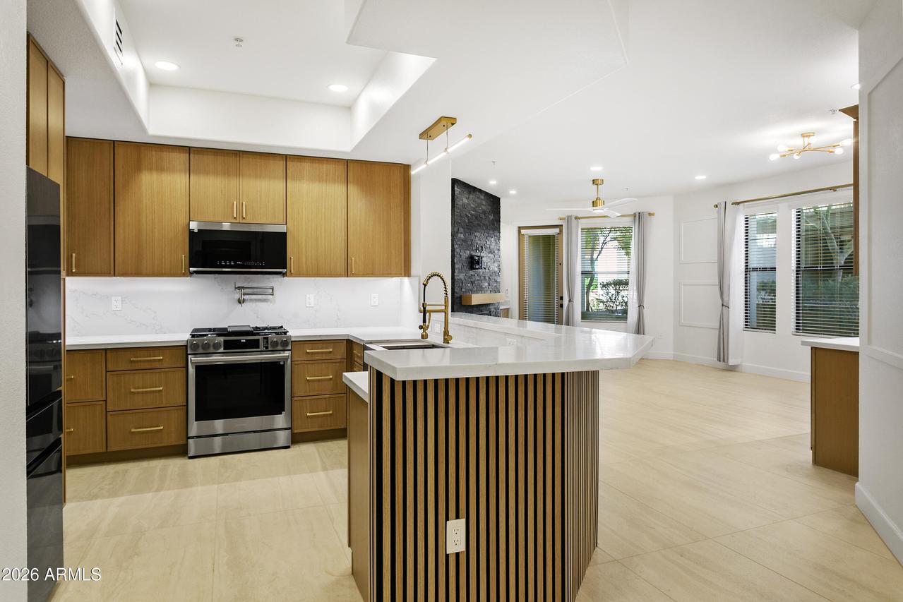 7601 E Indian Bend Rd. #1050, Scottsdale, AZ 85250