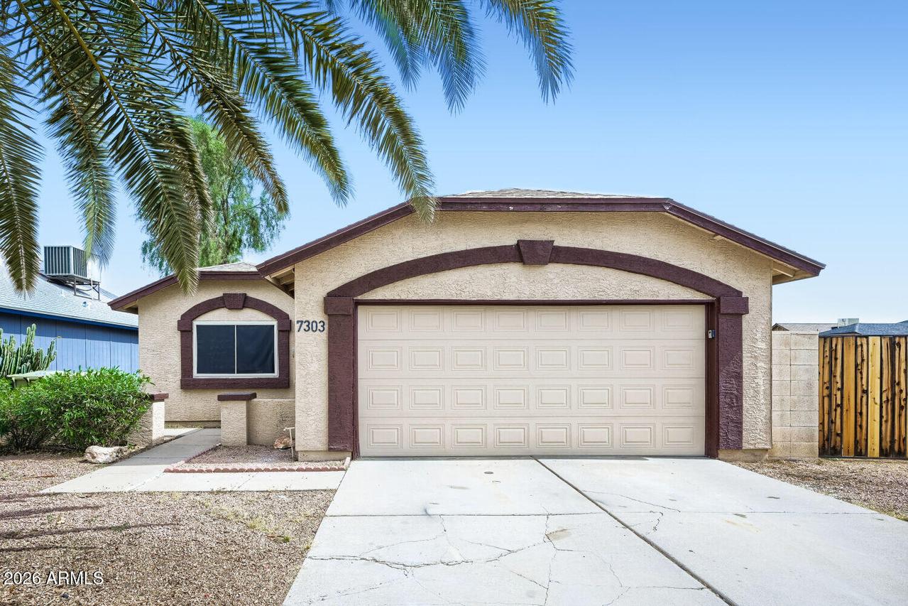 7303 N 69th Dr., Glendale, AZ 85303