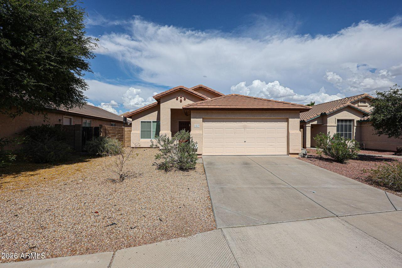 1517 S 219th Dr., Buckeye, AZ 85326
