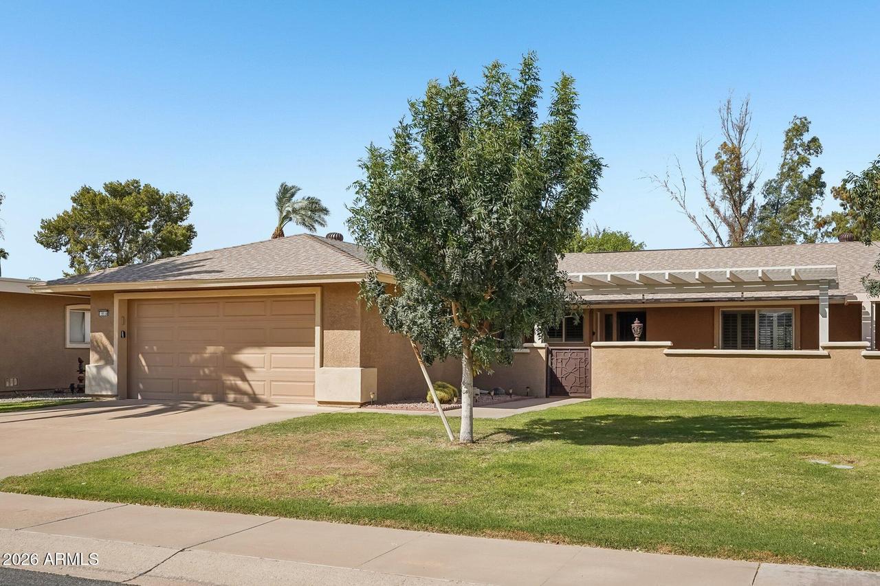 9530 W Oak Ridge Dr., Sun City, AZ 85351