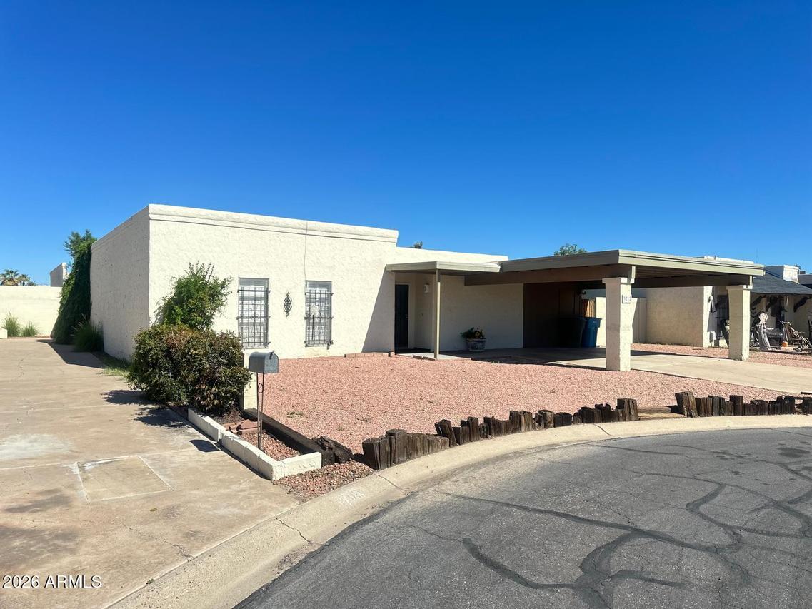 3212 W Clinton St., Phoenix, AZ 85029
