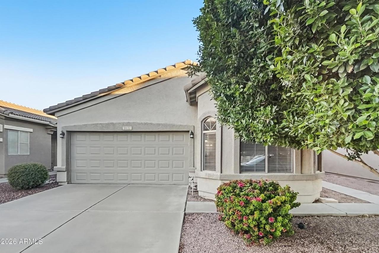 9832 E Flossmoor Cir., Mesa, AZ 85208