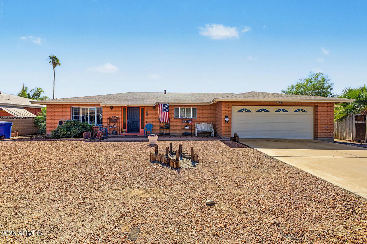 581 W Park Ave., Chandler, AZ 85225