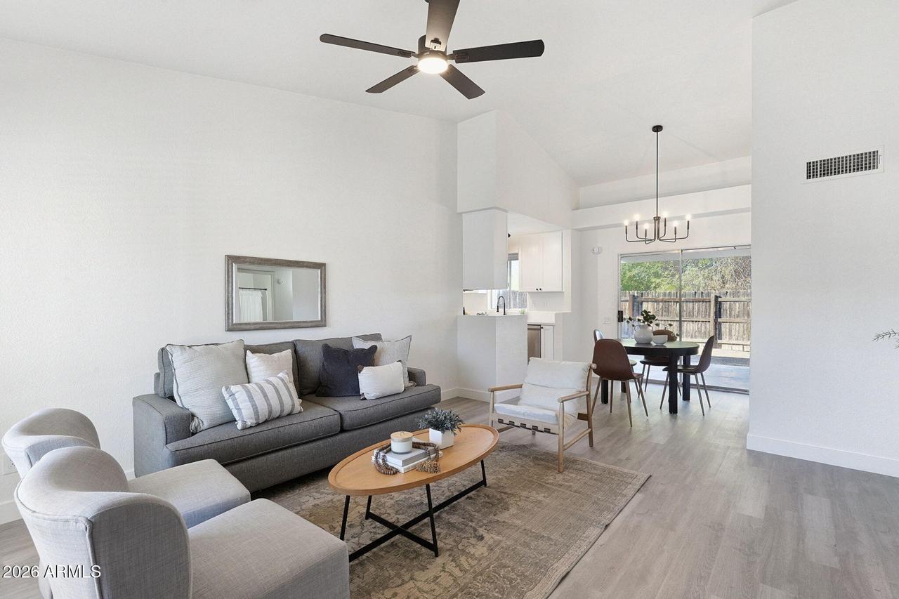 4322 E Carson Rd., Phoenix, AZ 85042