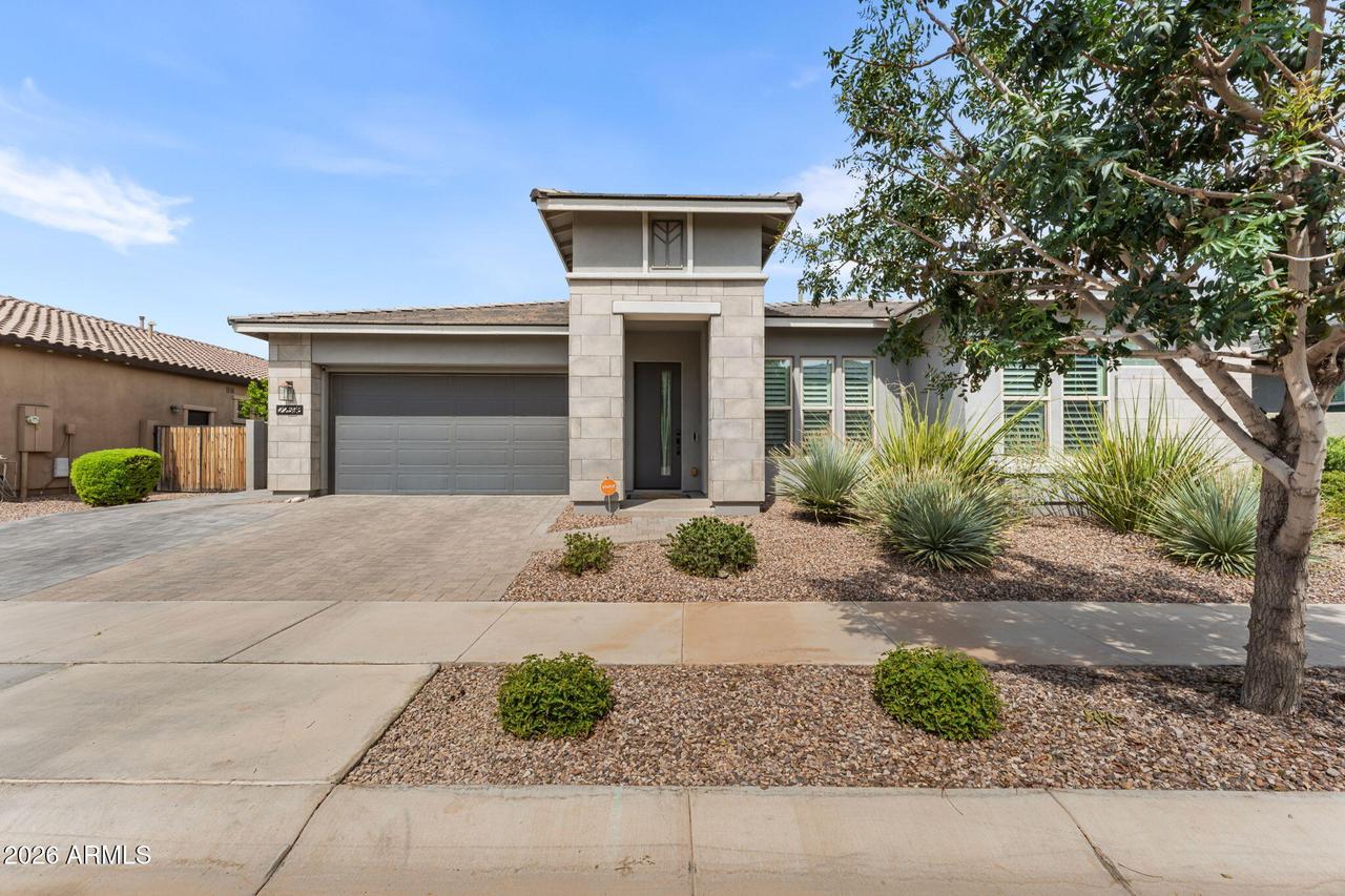 22598 E Russet Rd., Queen Creek, AZ 85142