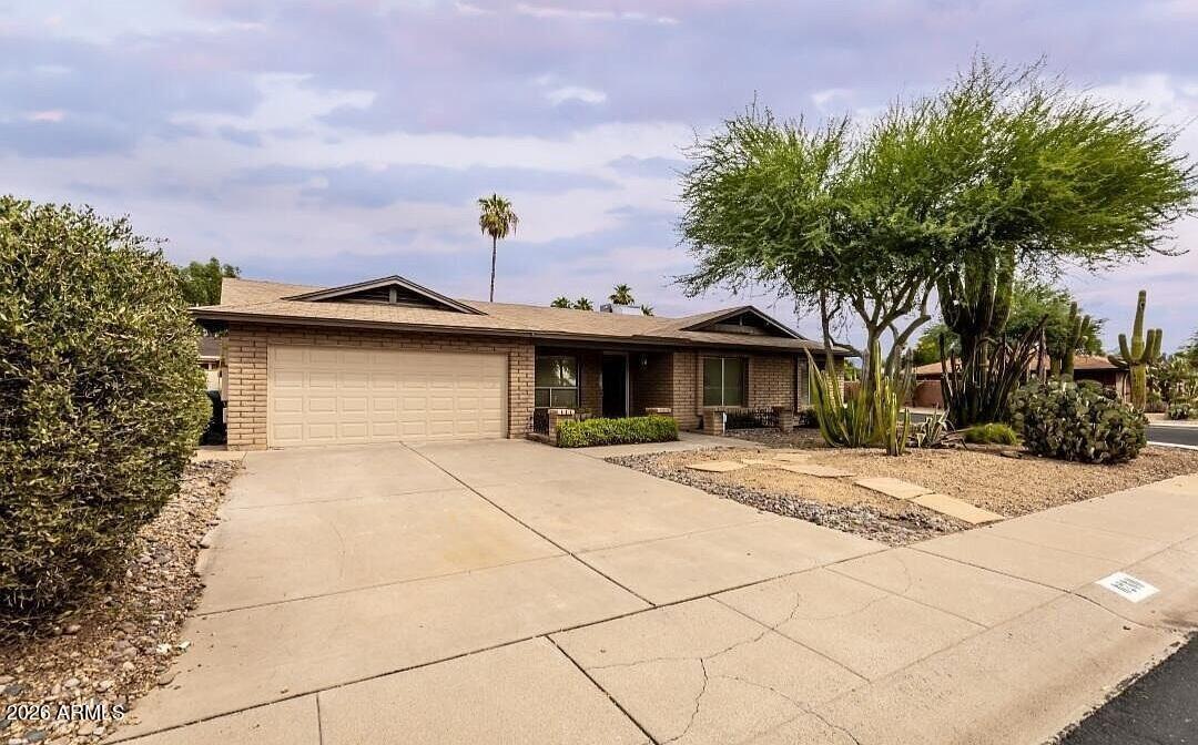 6260 E Winchcomb Dr., Scottsdale, AZ 85254