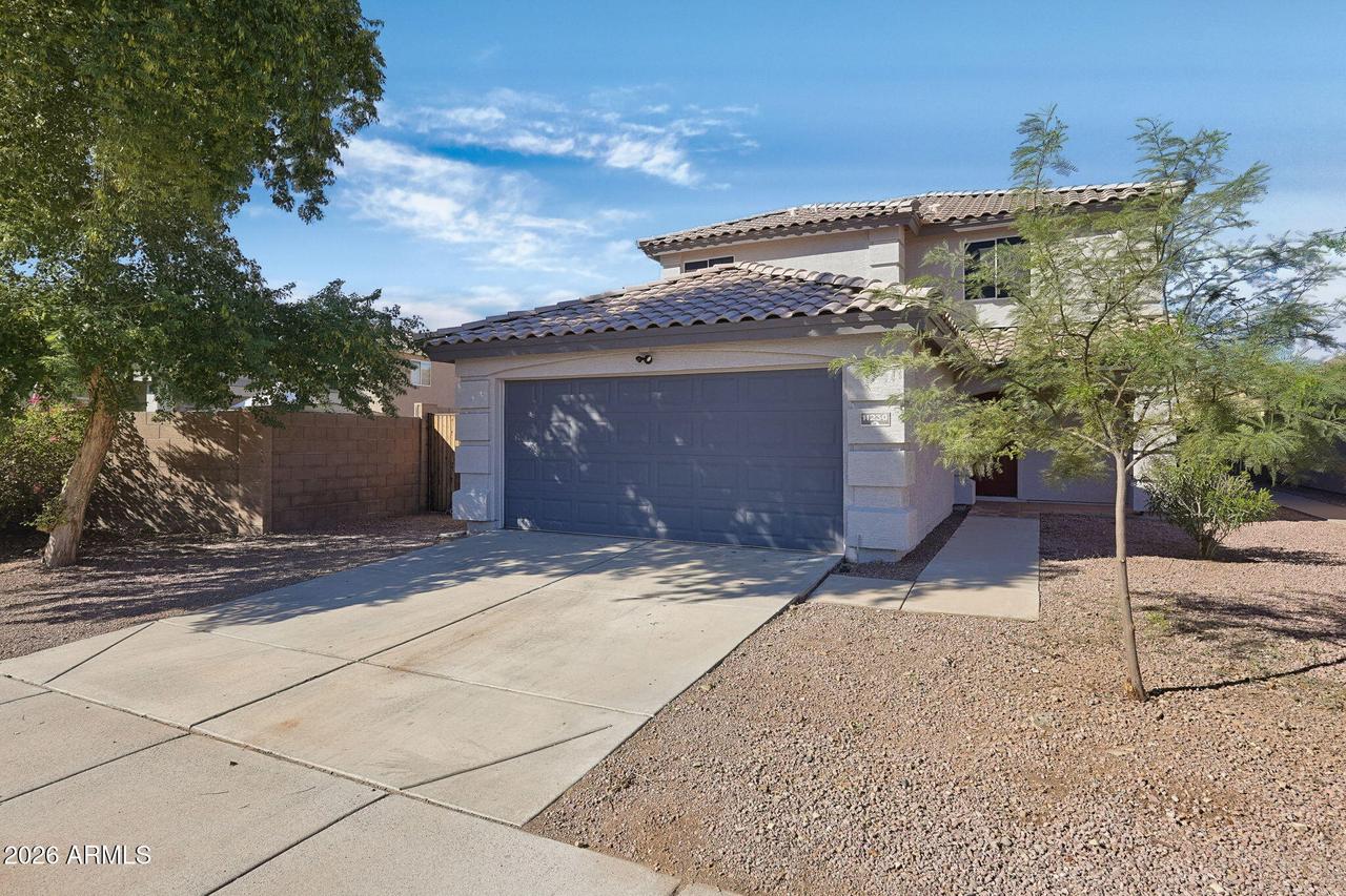 11230 W Calle De La Luna St., Phoenix, AZ 85037