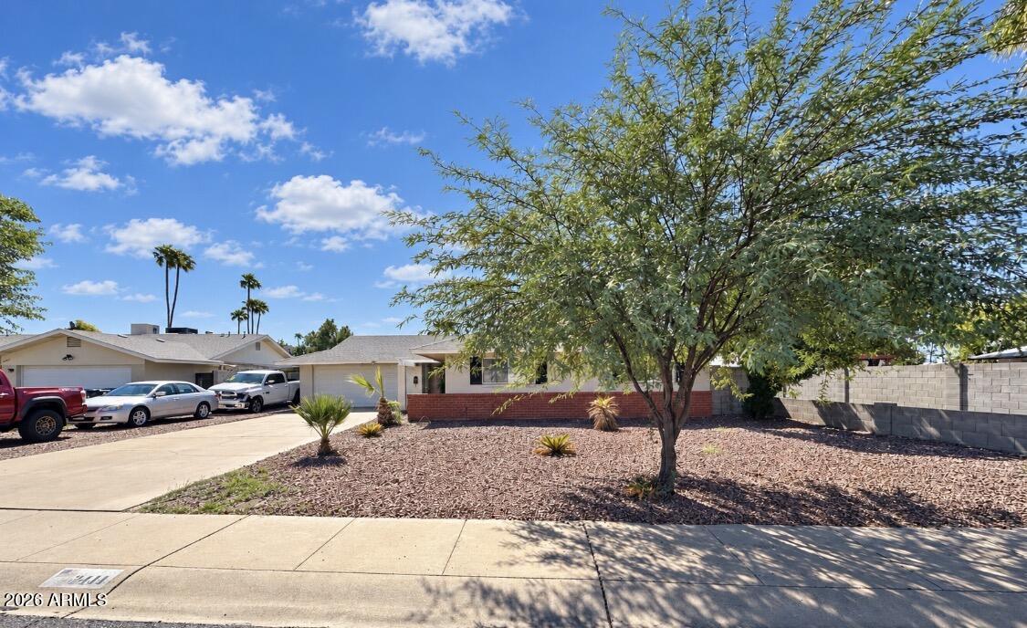 3411 W Redfield Rd., Phoenix, AZ 85053