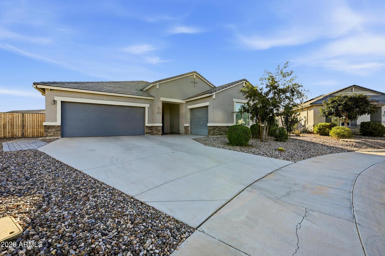 37937 W Santa Monica Ave., Maricopa, AZ 85138