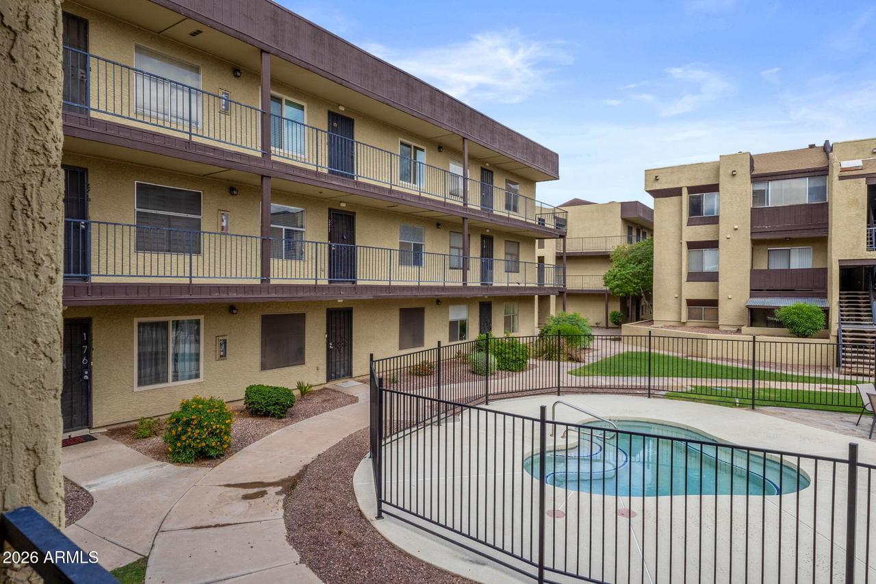 461 W Holmes Ave. #277, Mesa, AZ 85210