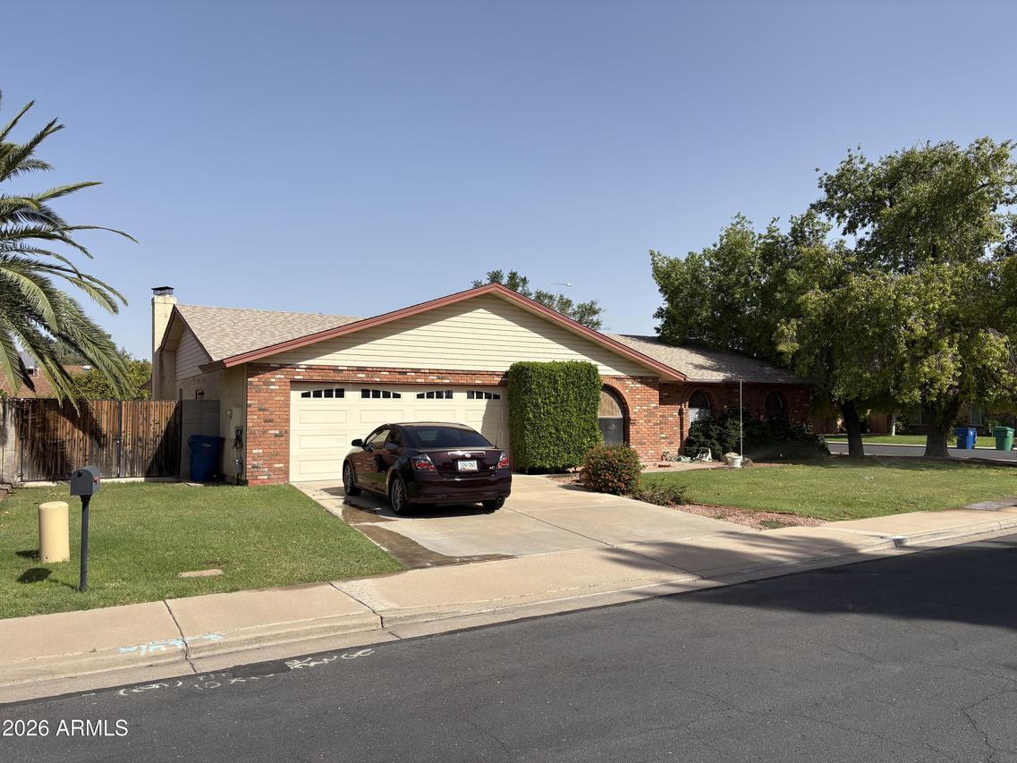 2856 E Downing Cir., Mesa, AZ 85213