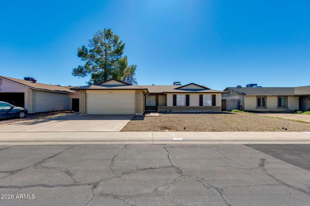 6353 W Mission Ln., Glendale, AZ 85302
