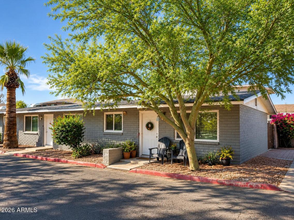 1229 N 35th St., Phoenix, AZ 85008