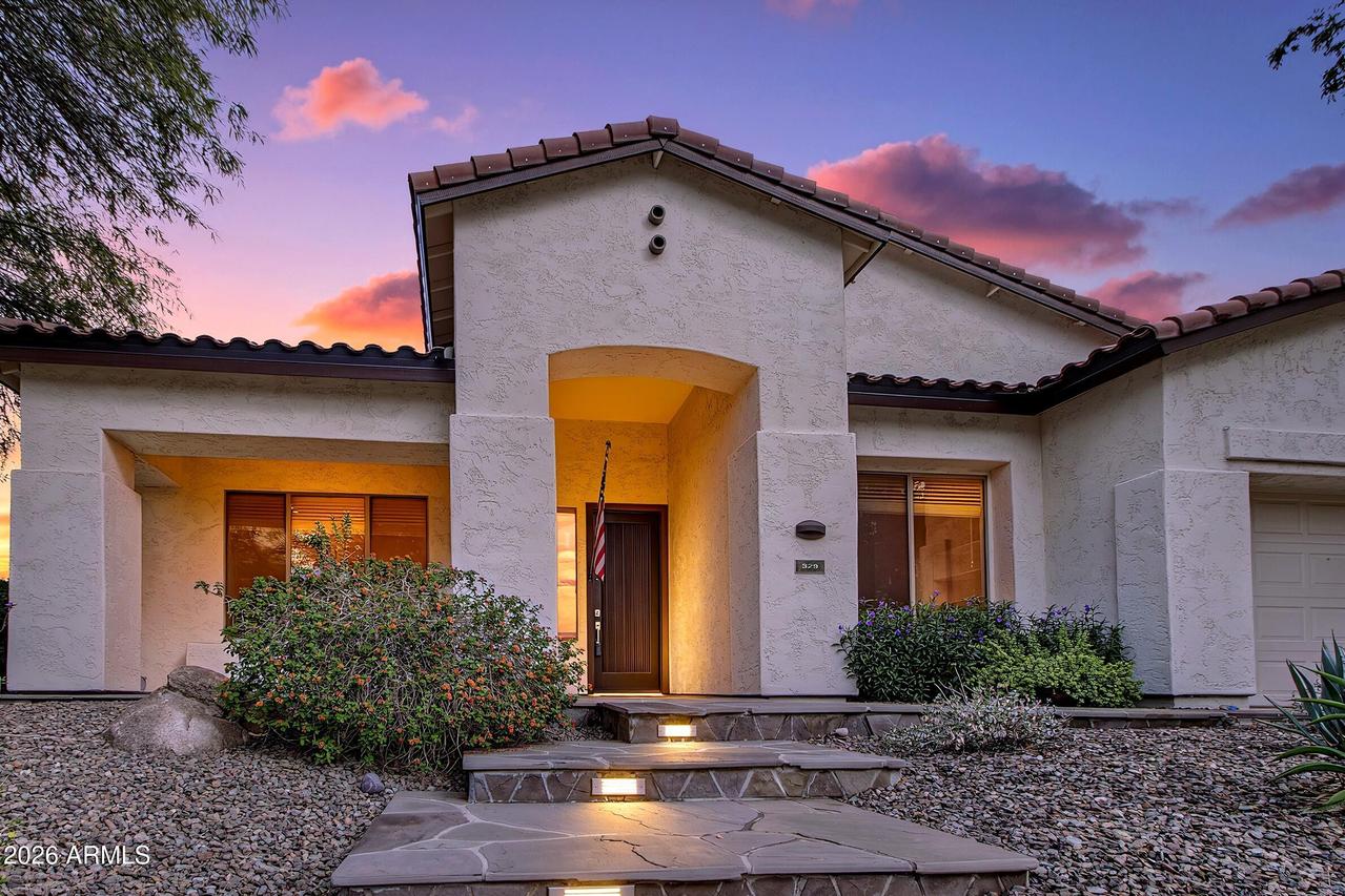 329 N Date Palm Dr., Gilbert, AZ 85234