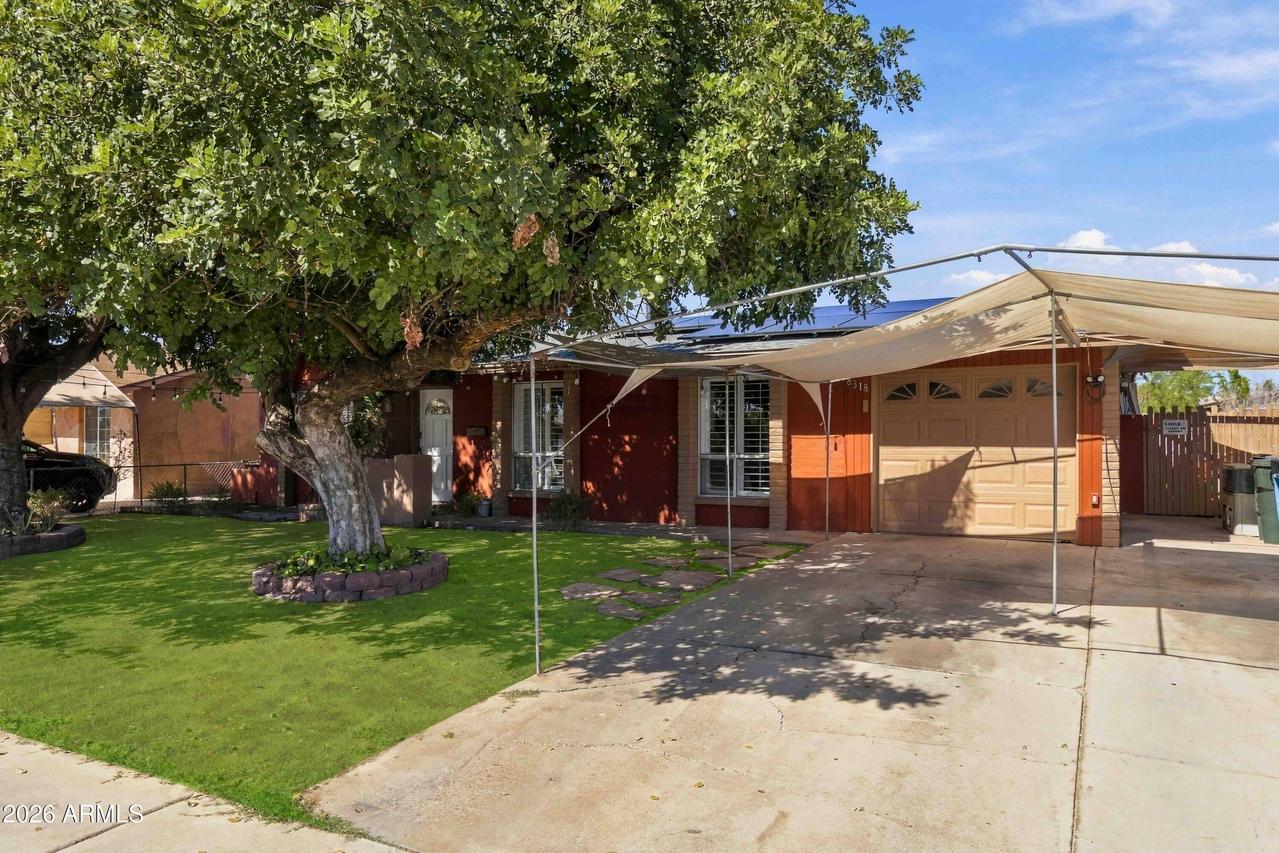 8318 W Turney Ave., Phoenix, AZ 85037