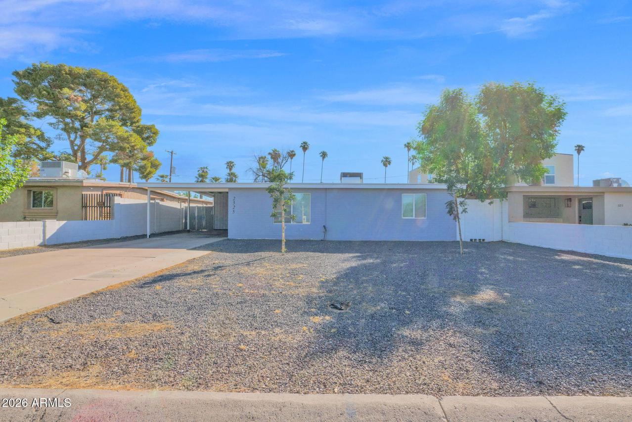 2325 N 30th St., Phoenix, AZ 85008