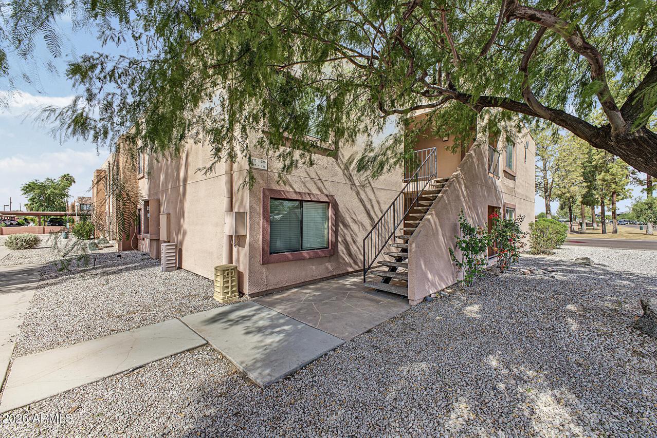 330 S Beck Ave. #219, Tempe, AZ 85281