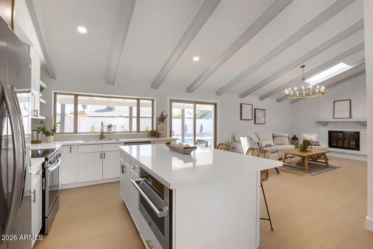 3203 N Woodburne Dr., Chandler, AZ 85224