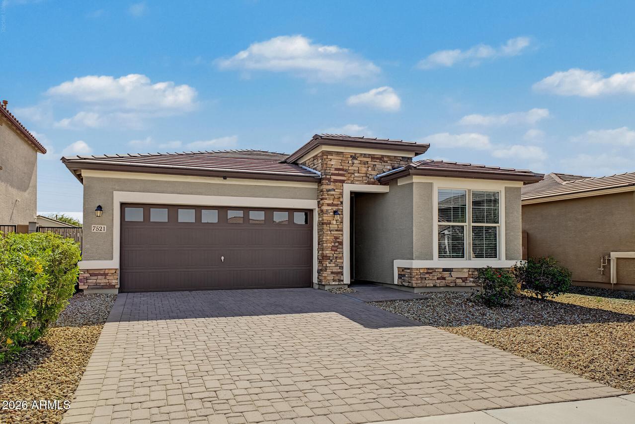 7521 W Superior Ave., Phoenix, AZ 85043