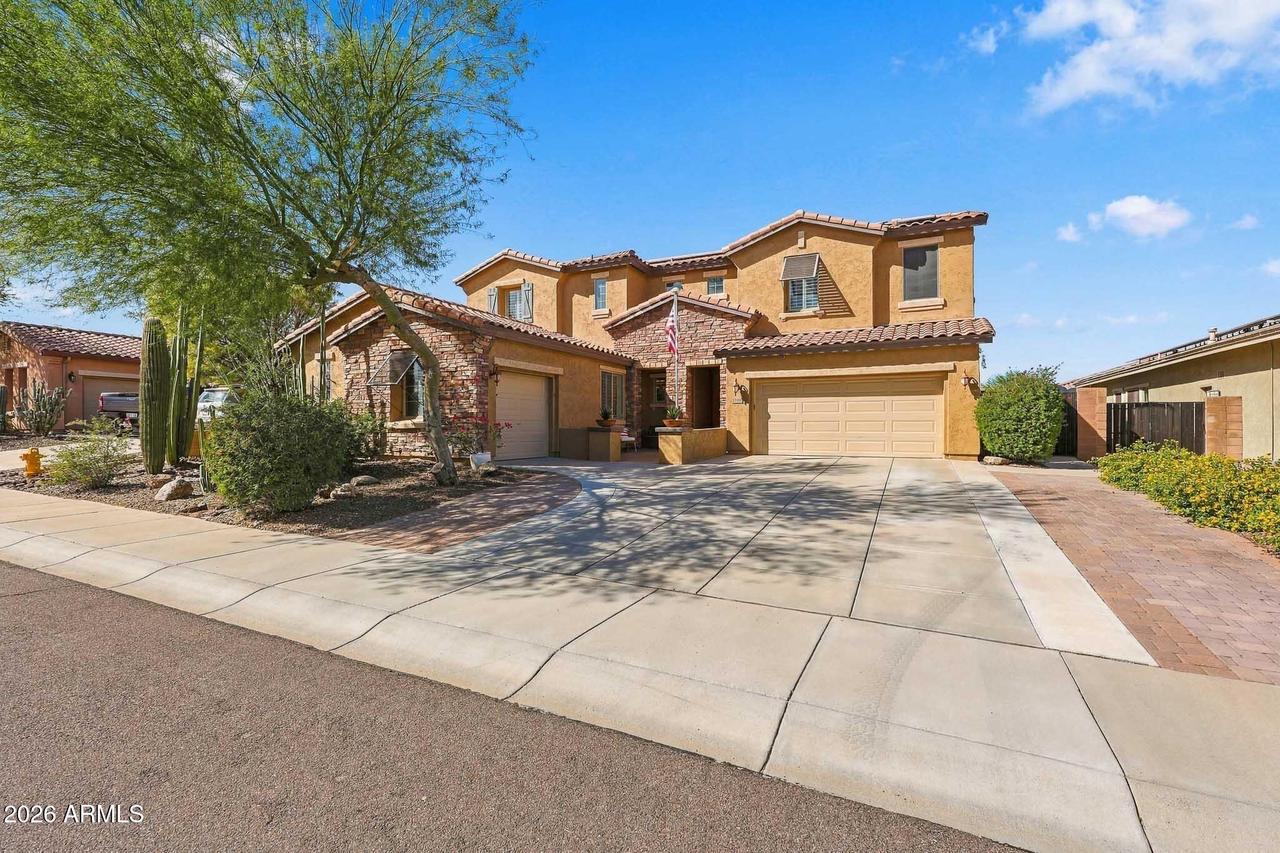 12518 W Milton Dr., Peoria, AZ 85383