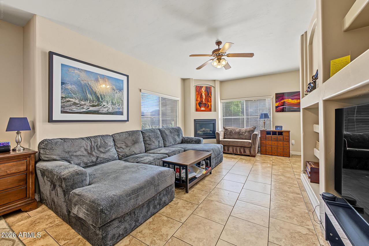 5450 E Deer Valley Dr. #1222, Phoenix, AZ 85054