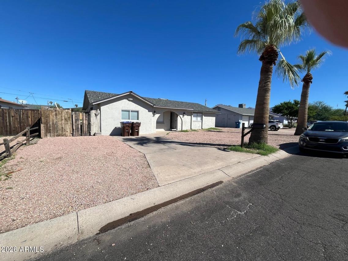 1324 E 30th Ave., Apache Junction, AZ 85119
