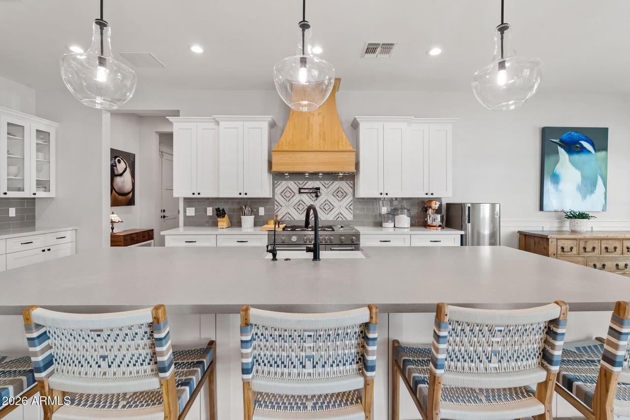 4164 E Camelback Rd., Phoenix, AZ 85018