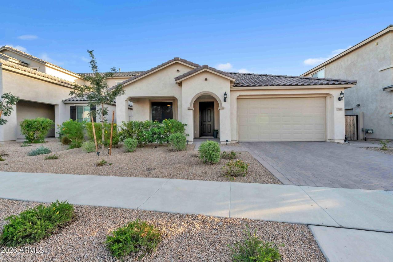 2035 W Bramble Berry Ln., Phoenix, AZ 85085