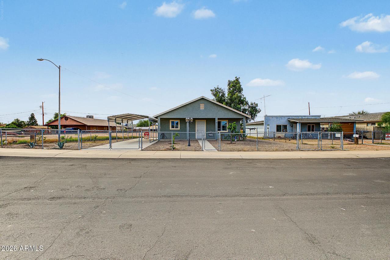 83 N Amarillo St., Casa Grande, AZ 85122