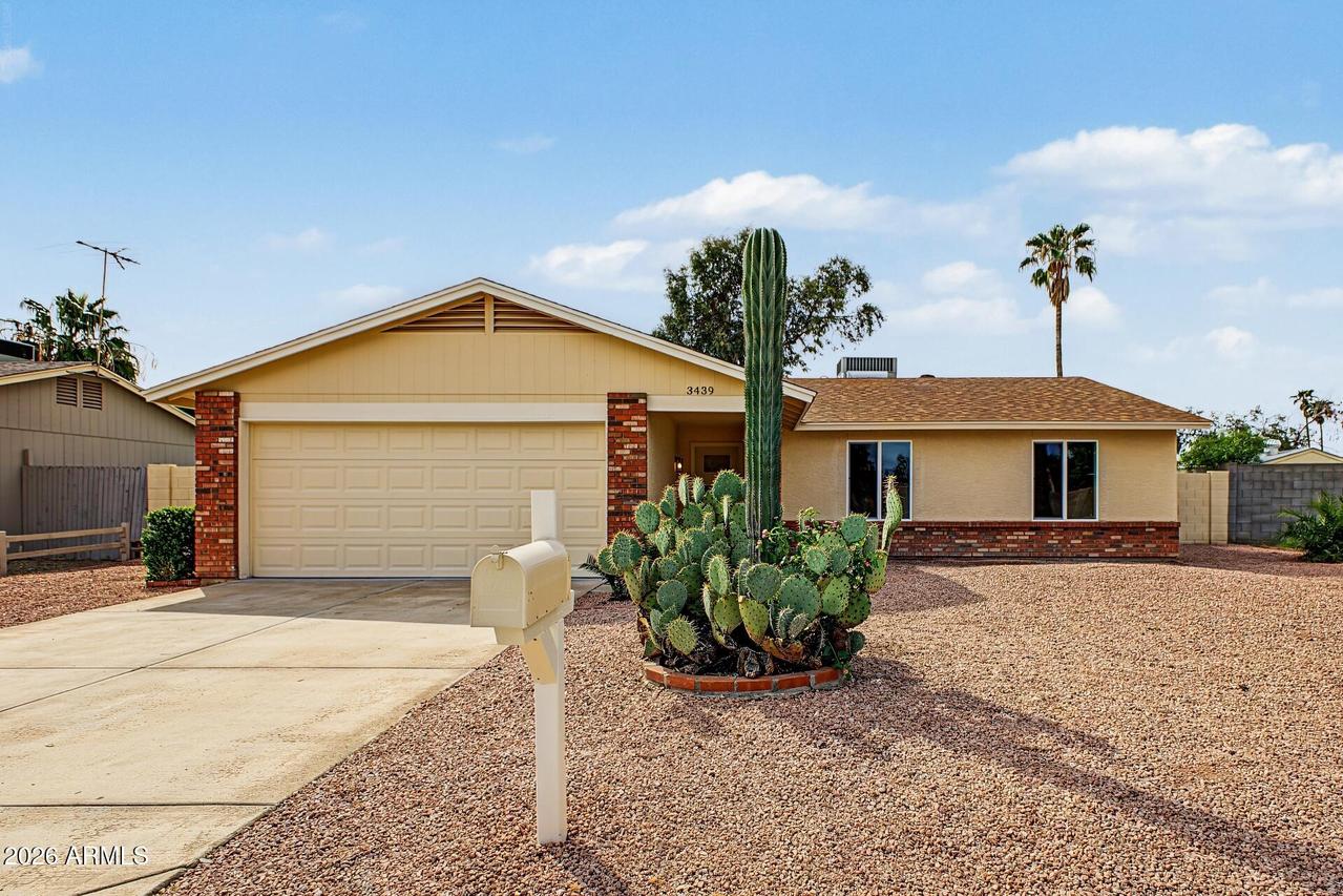 3439 E Angela Dr., Phoenix, AZ 85032