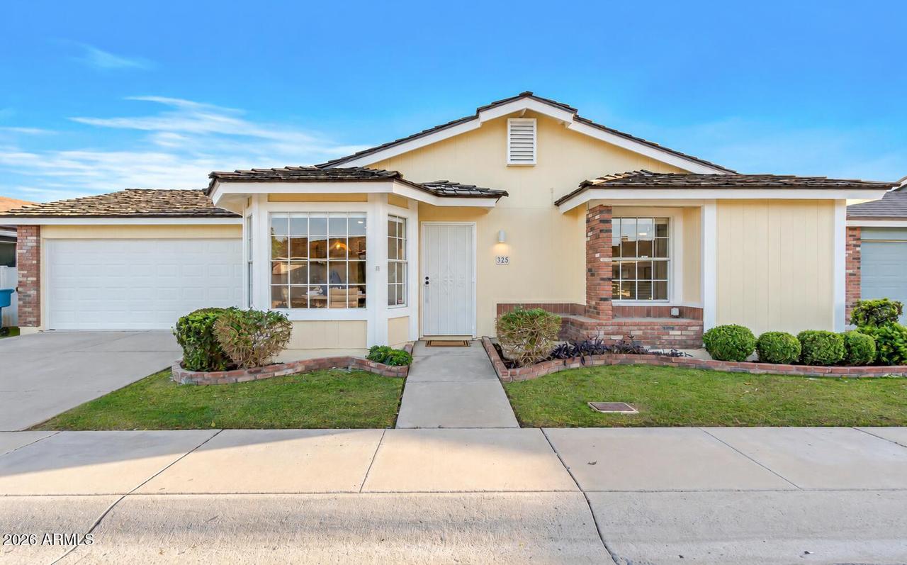 325 E Anderson Ave., Phoenix, AZ 85022