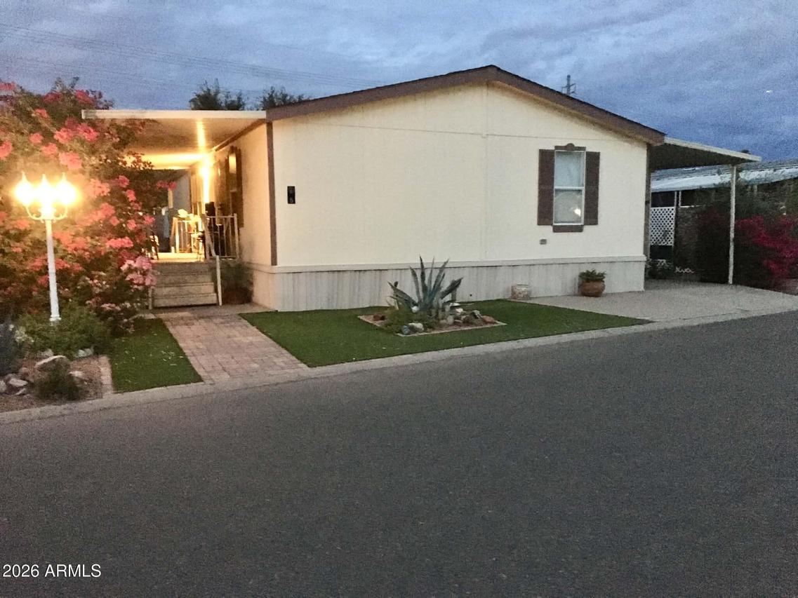2727 E University Dr. #5, Tempe, AZ 85288