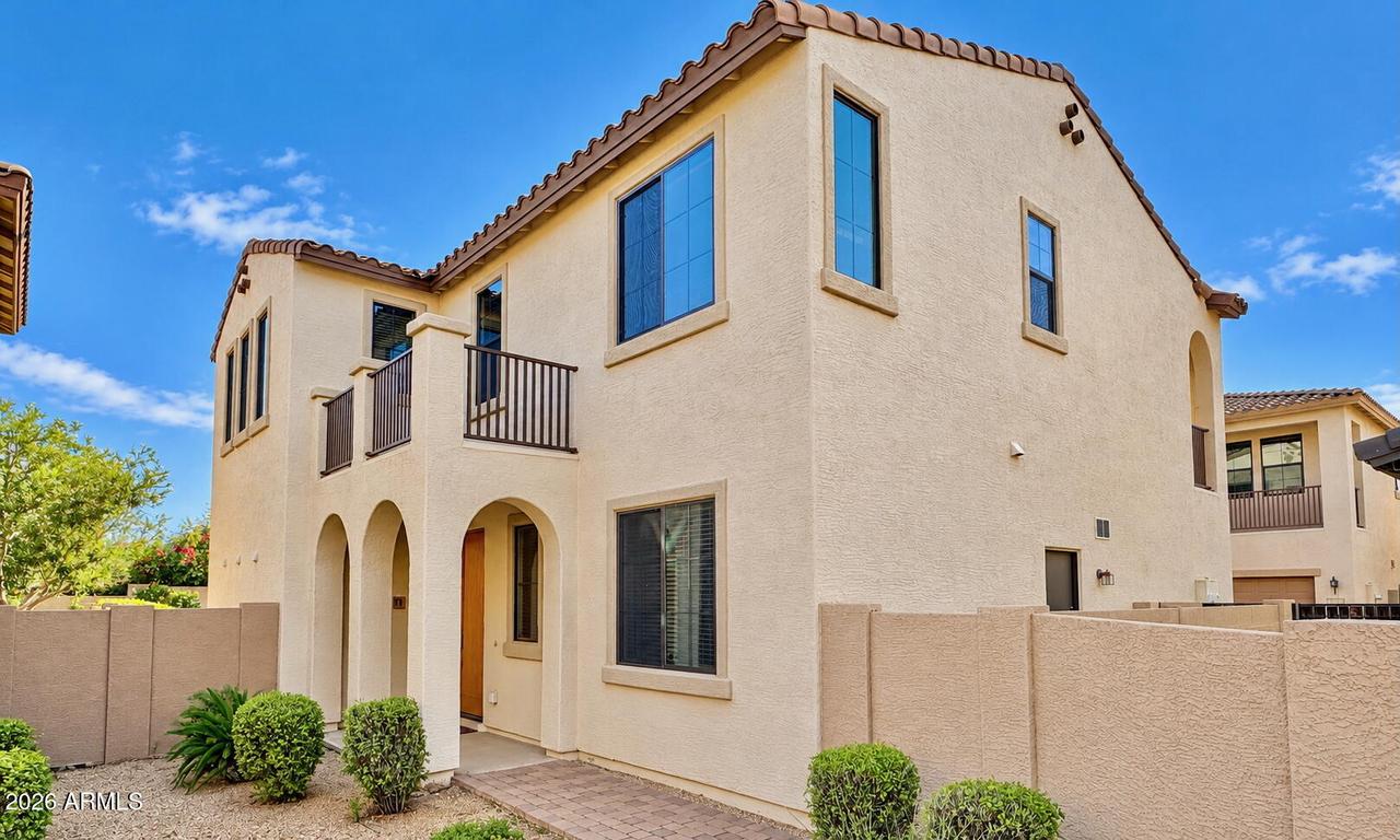 2311 W Dusty Wren Dr., Phoenix, AZ 85085
