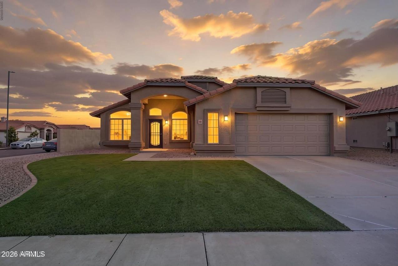 2226 S Longwood St., Mesa, AZ 85209