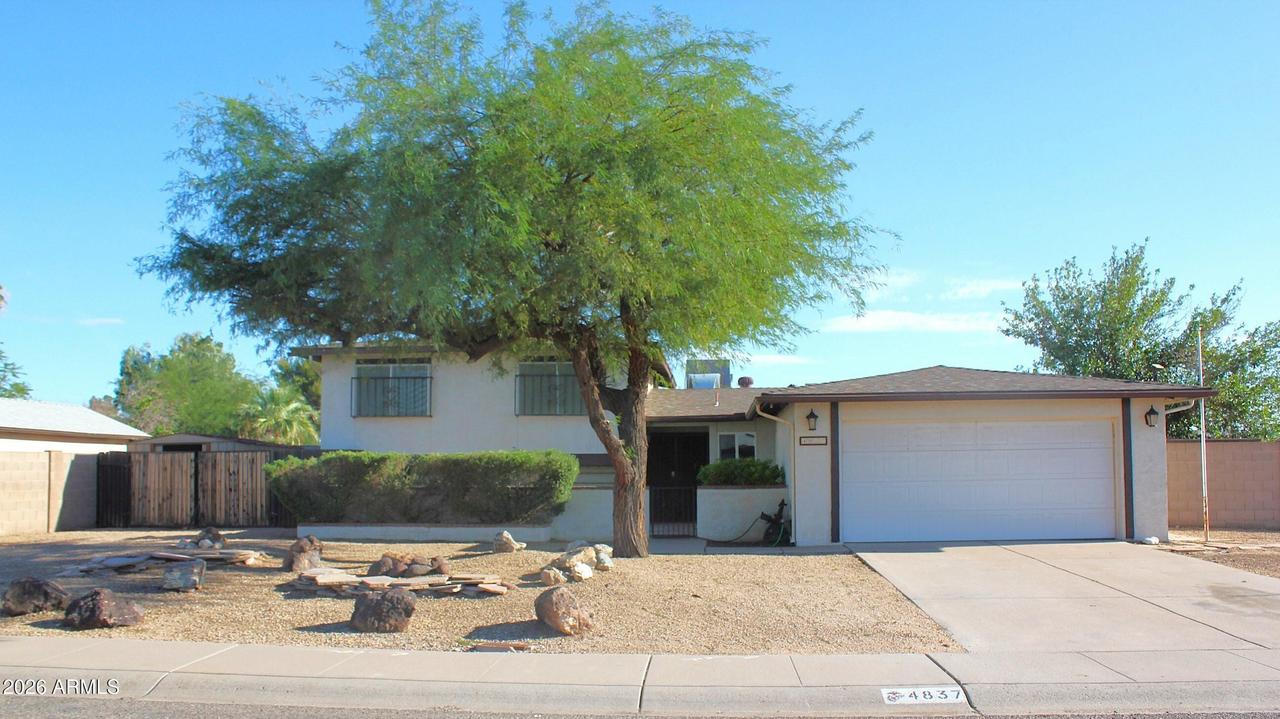 4837 W Laurel Ln., Glendale, AZ 85304