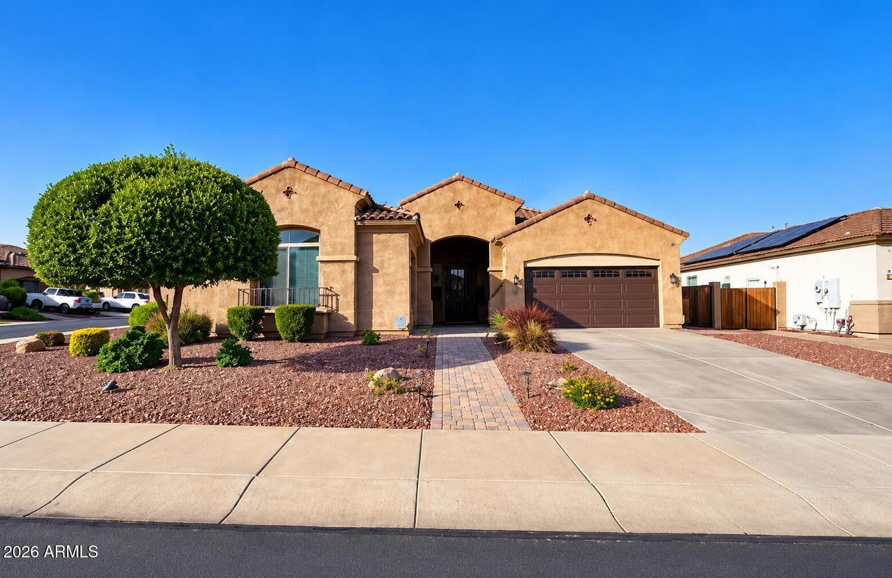 18424 W Cinnabar Ave., Waddell, AZ 85355