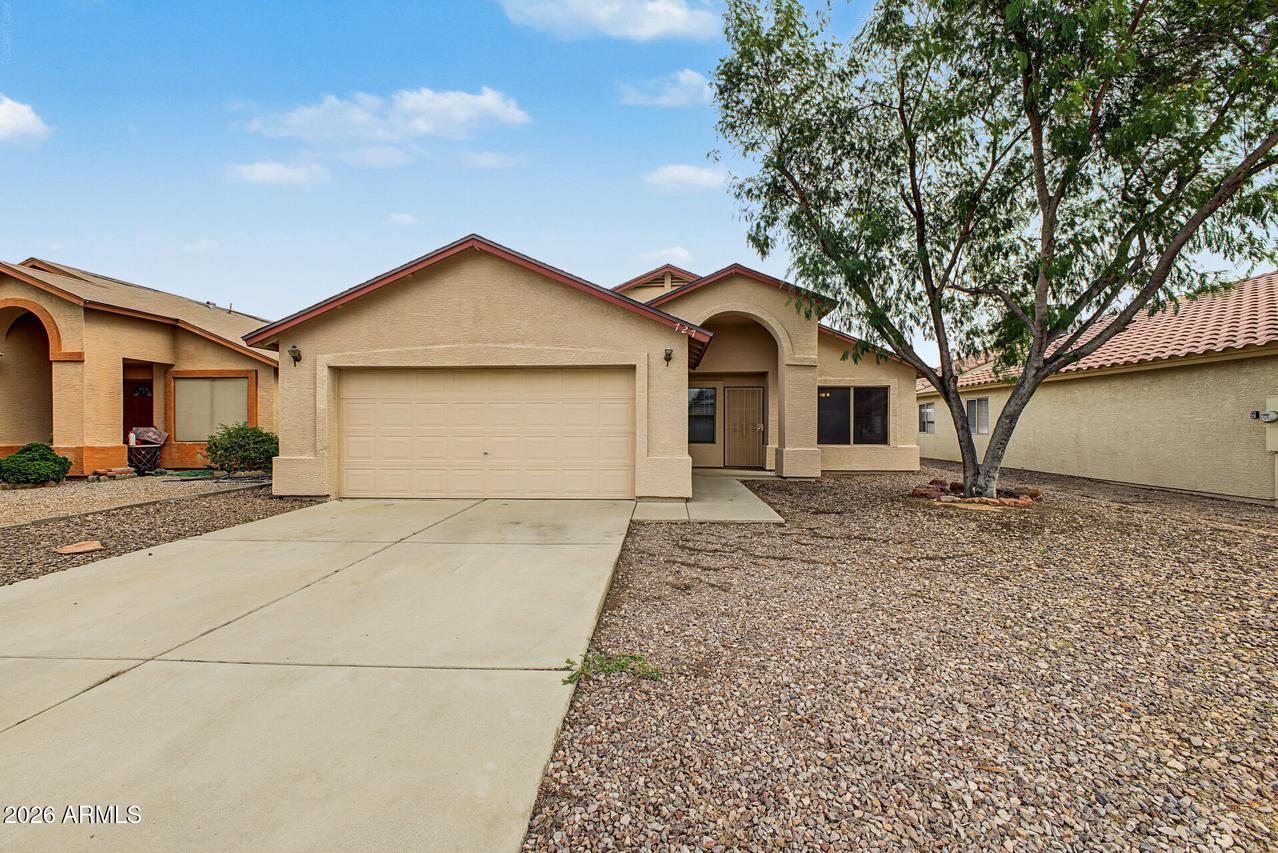 727 S Del Rio Ct., Apache Junction, AZ 85120