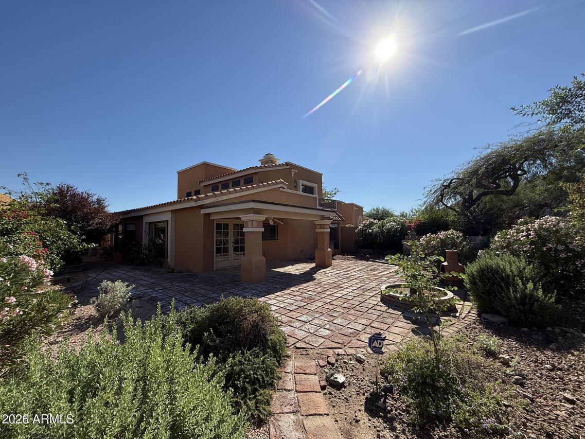 11244 N 11th St., Phoenix, AZ 85020