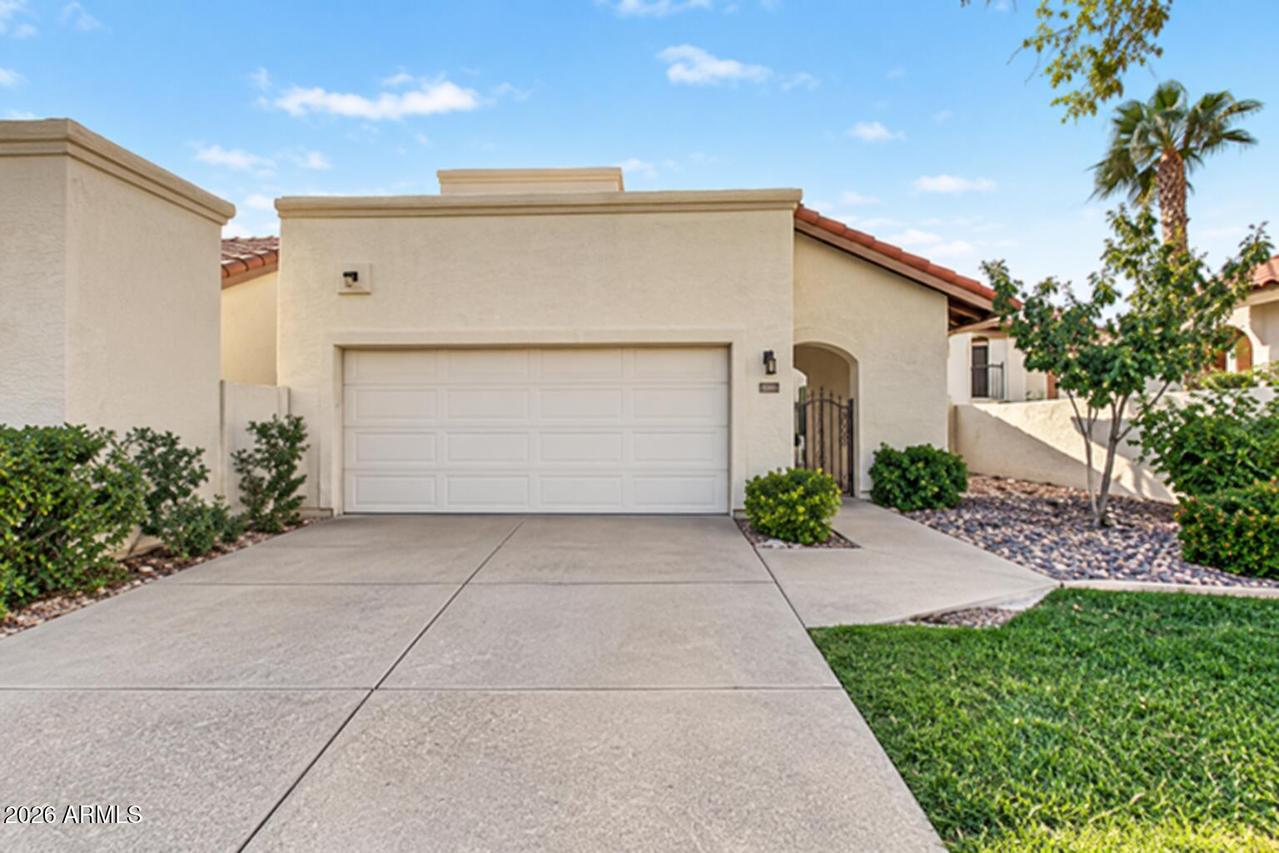 1915 E Calle De Arcos St., Tempe, AZ 85284