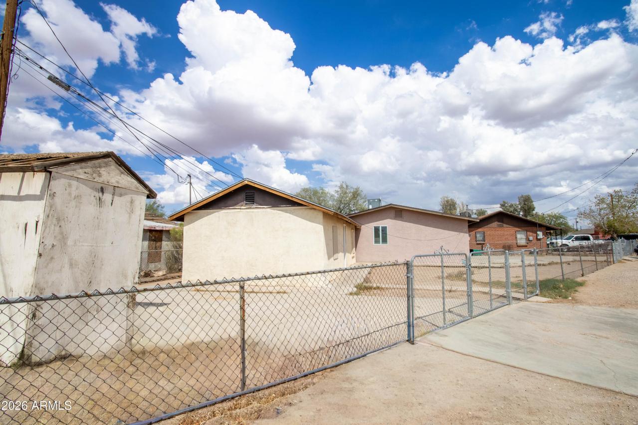 318 W Phoenix Ave., Eloy, AZ 85131